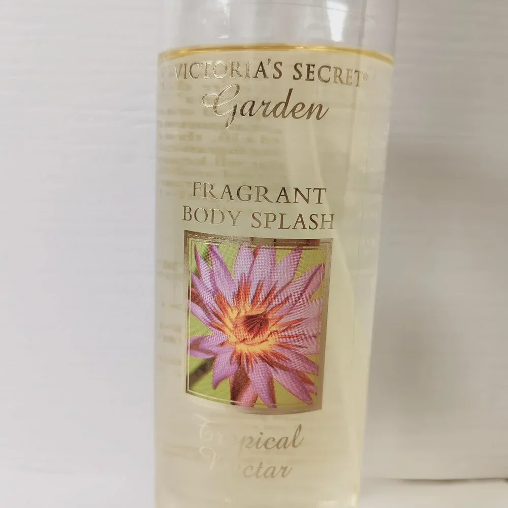 Victoria's Secret Garden Tropical Nectar Fragrant Body Splash 8 FL. OZ/236 mL